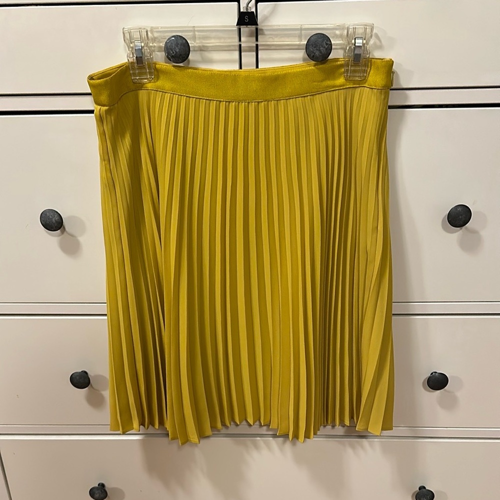 Loft Pleated Chartreuse Yellow Skirt
